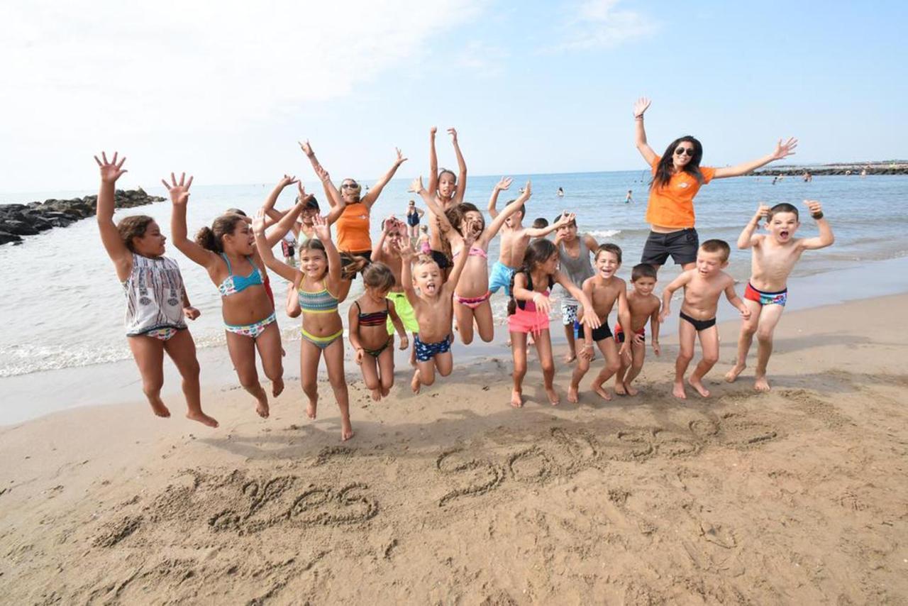 Vias-Plage Camping Les Salisses Quality Holidays Luaran gambar