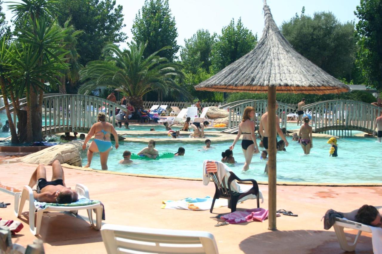 Vias-Plage Camping Les Salisses Quality Holidays Luaran gambar