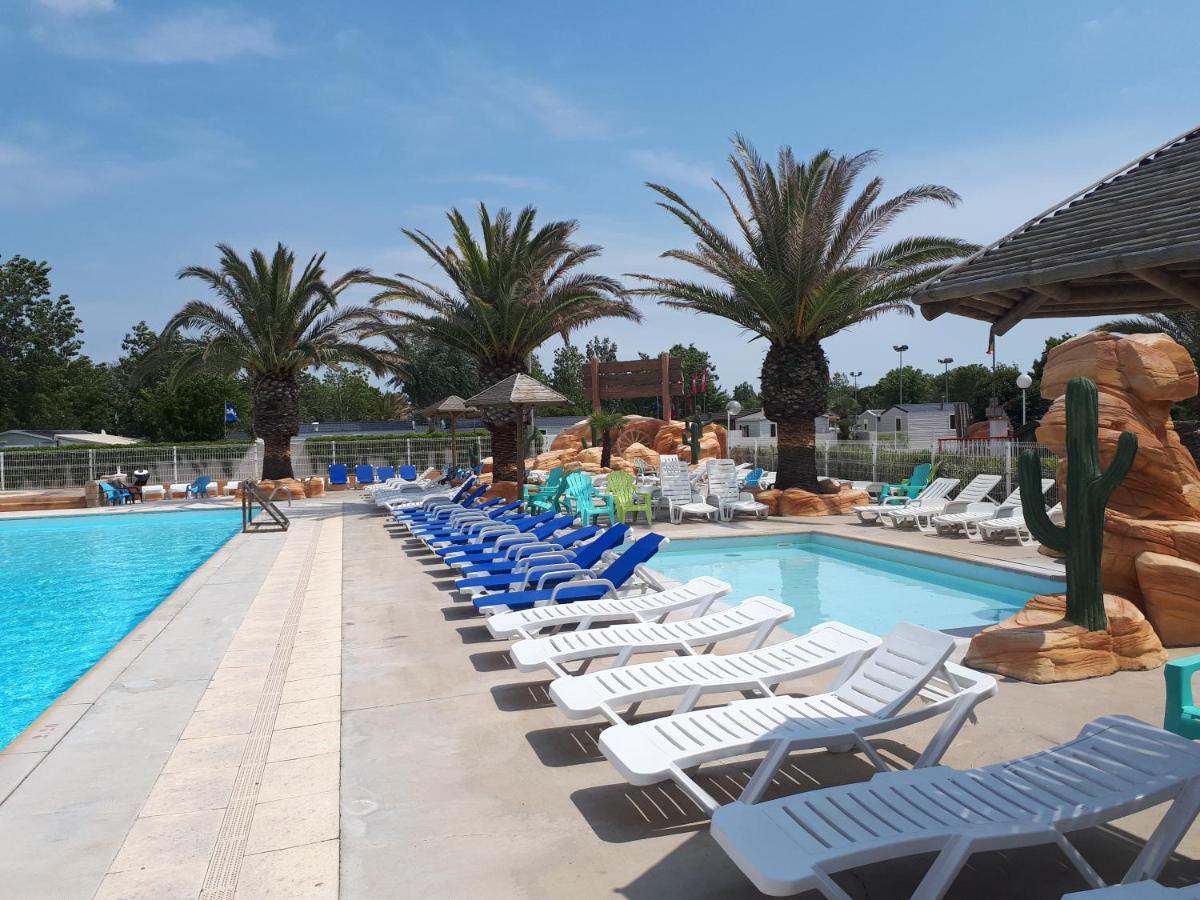 Vias-Plage Camping Les Salisses Quality Holidays Luaran gambar